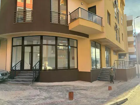Се издава нов дуќан на атрактивна локација (градски парк)