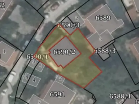 Се продава куќа на одлична локација во Велес