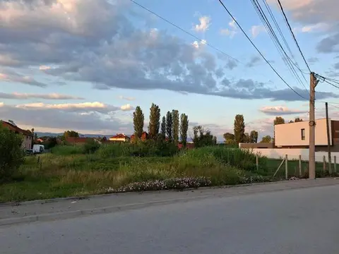 Се продава парцела 2370м2 во Струмица