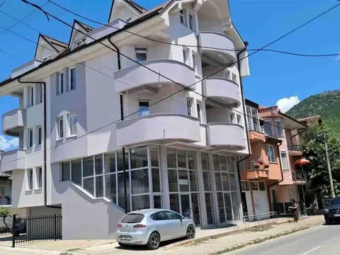 Stan vo centar zad Postata