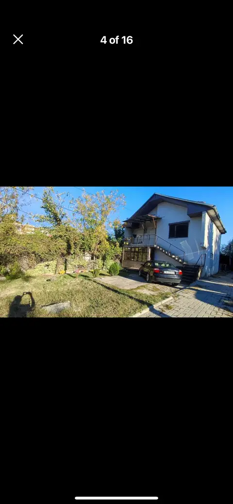 kukata e na glavna ulica pripor pred posledna 24 avtobuska 160m2 400m2plac.dva sprata odelno podrum