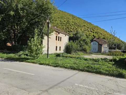 Kuqa vo centar
