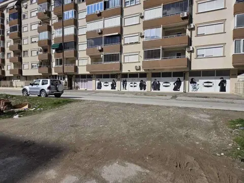 Се издава деловен простор во населба Карпош