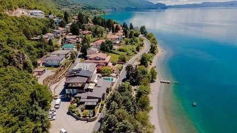 Се продава куќа во Лагадин