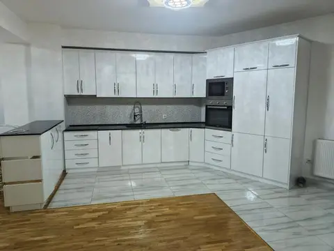 Се издава стан / Banes me qera