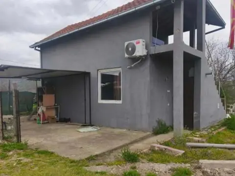 Vikendica vo Supli Kamen Kumanovo