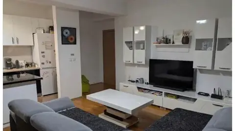 Трособен наместен стан во Расадник, Кисела Вода – 67 м²