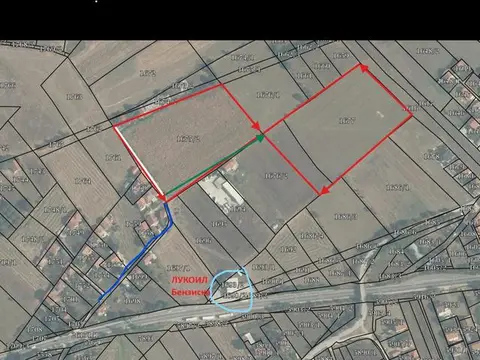 Се продаваат две ниви/плацеви позади бензиската пумпа Лукоил