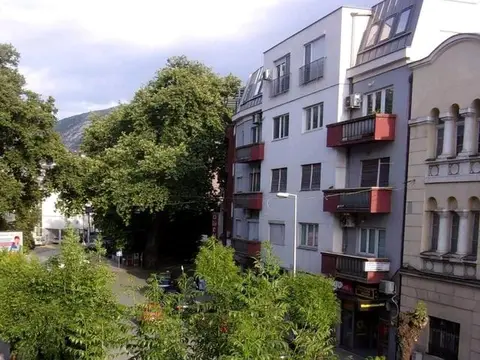 Стан во центар на Велес (Сармаале)