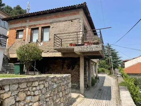 Агенција јурис - се продава куќа во стариот дел на охрид