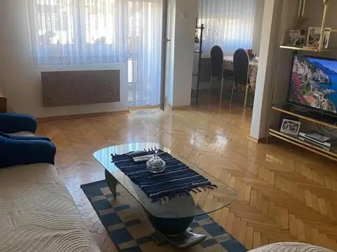 Се продава стан од 82 м2 во Гостивар