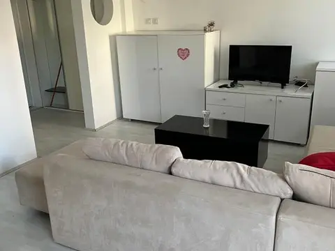 Se Izdava