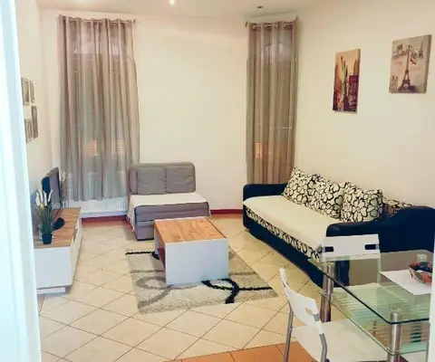 Апартман 50м2 Приземје