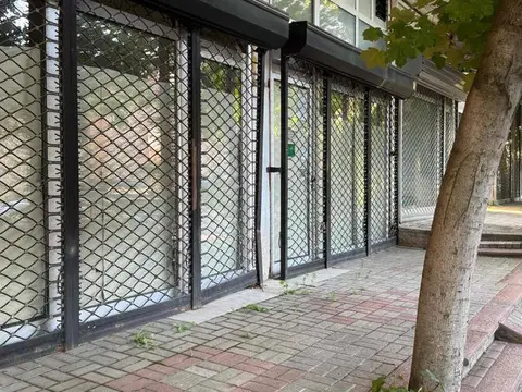 Се издава дуќан 34 м² на одлична локација во Кавадарци