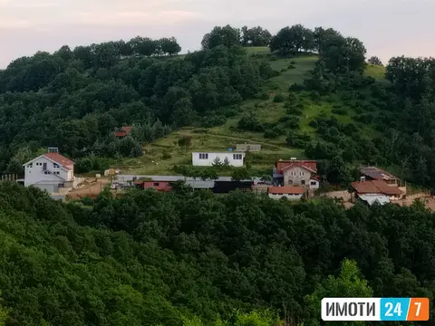 Se prodava imot na Osogovo