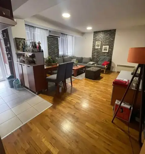 Стан со 2 спални, 70 м² во Кисела Вода
