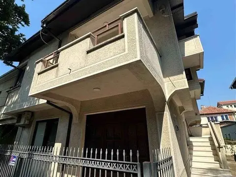 Se izdava namesten stan vo strogiot centar na Prilep
