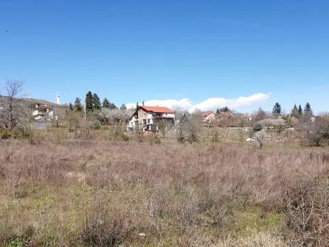 Prodavame plac za kuka vo sonie 1880 eur
