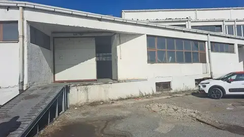 Магацин 158м2 - Автокоманда, Скопје