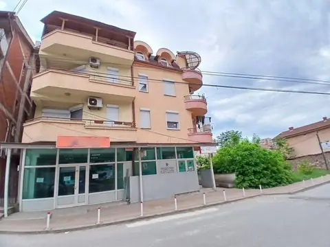 Издавам деловен простор / дуќан
