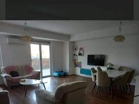 Se prodava trosoben namesten stan od 77m2 vo Ilinden