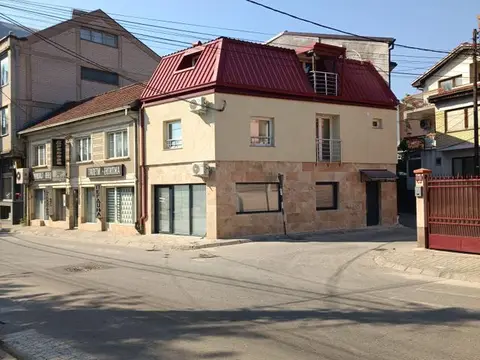 Куќа со дуќан во строг центар kukja so dukjan