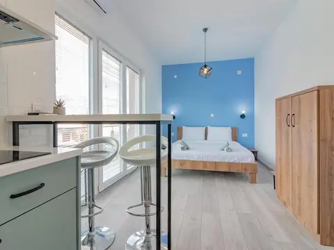 AGH Elite Apartments & Studios