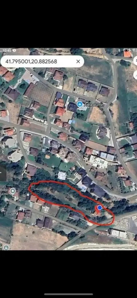 Се продава голем имот во гостивар – 4.000 м² земјиште + куќа на 4 ката