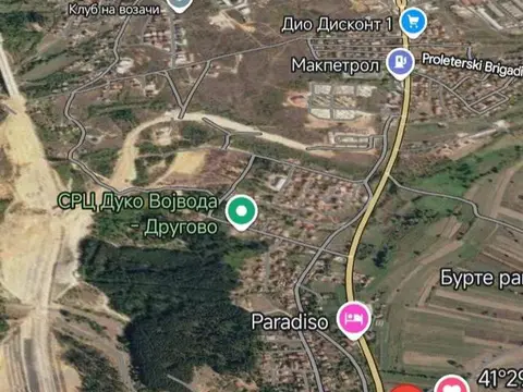 Plac - niva vo Drugovo na magistralen pat