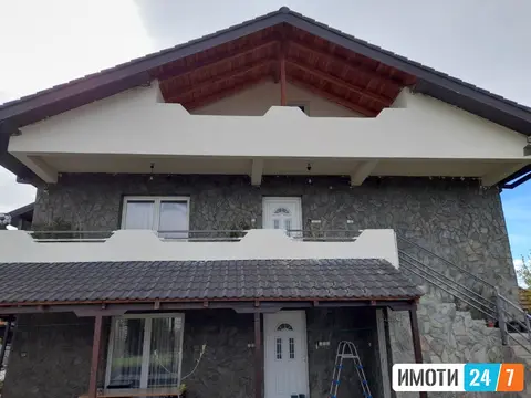 Се продава куќа во Илинден