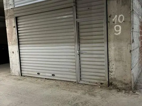 Продавам гаража во одлична состојба