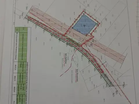 Се продава плац од 4190м2 за бензинска пумпа на патот Дабиле