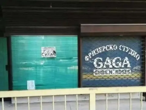 Кланица 2 дуќани 35м2