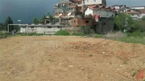Se Prodava Plac vo Vinica do Motel Sliv