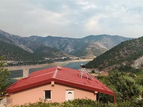 Kuka 159m2 na Kozjak,so prekrasen pogled na ezero