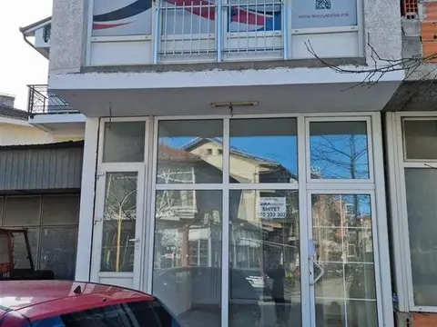 Stan na 1 sprat nad deloven prostor vo ista sopstvenost