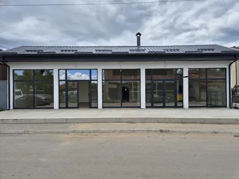 Се издава реновиран деловен објект 180 м² во Василево