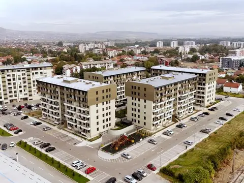 Се продава веднаш вселив стан од 77м2