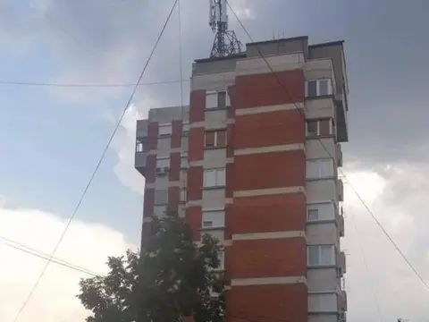 Се продава 3 собен стан во Строг Центар - Свети Николе
