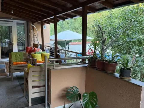 Веднаш вселива самостојна куќа со базен, Ново Село Штип