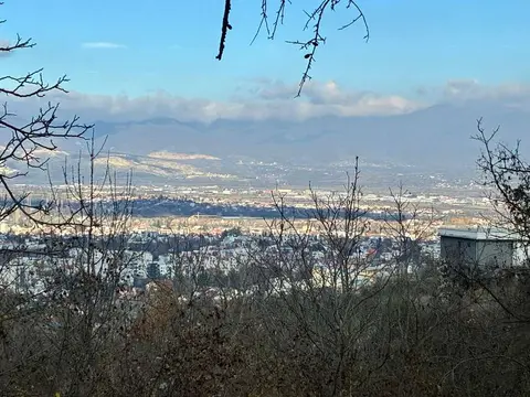 Плац во Нерези
