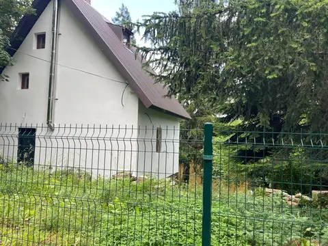 Prodavam vikendica vo Mavrovo