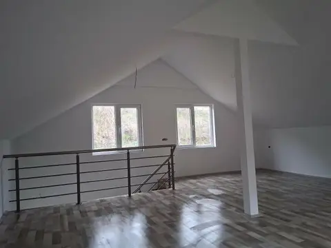 Se prodava vikendica kocani