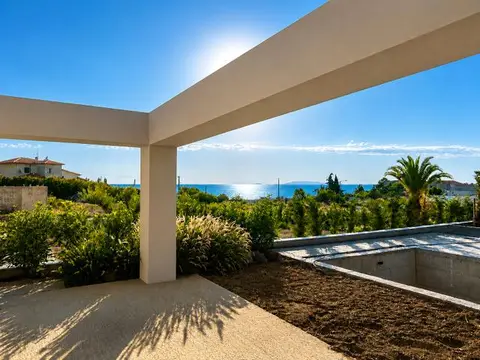 Luxury Contemporary Villas with breath taking sea views