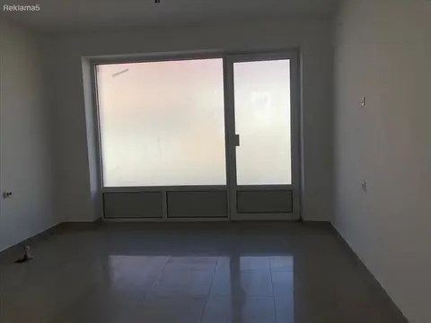 Деловен простор 20 м² – Виница