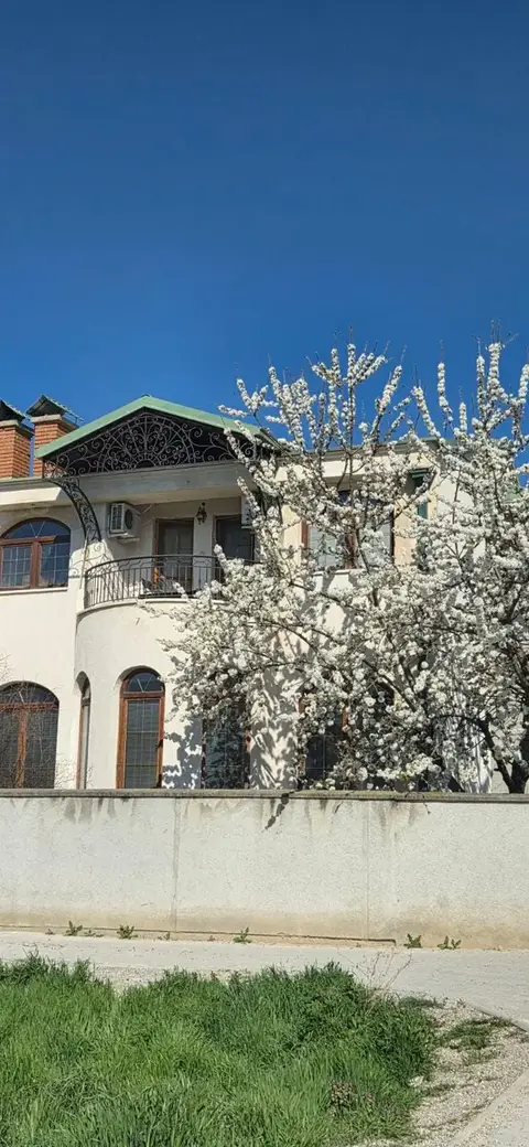 Се продава куќа во Бардовци