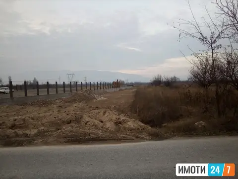 Plac vo industriska zona lisice