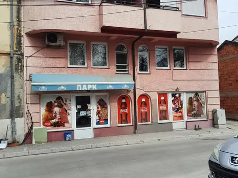 Деловен простор 63м2 / парк Стив Наумов