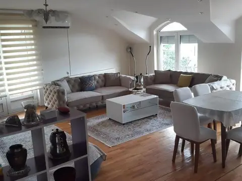 Stan vo centarot na Veles 164m2