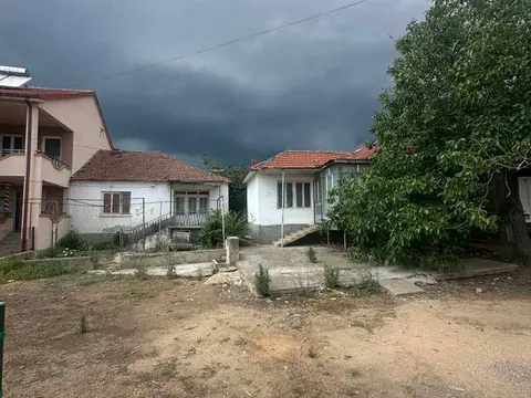Se prodava kukja vo Bogdanci